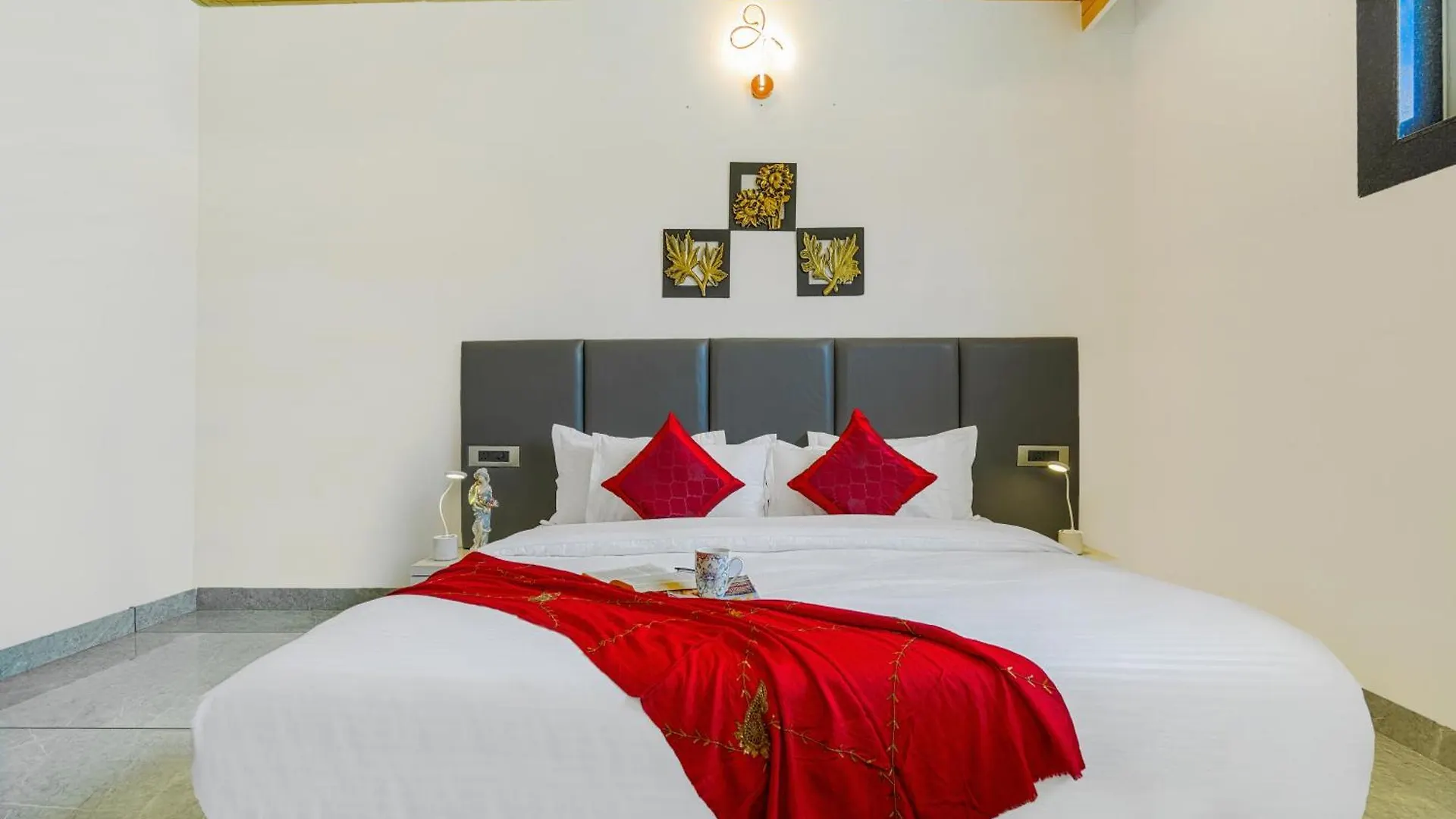Alaya Stays 3 Bhk Apartment With Hill View - Cliff Trident Shimla India