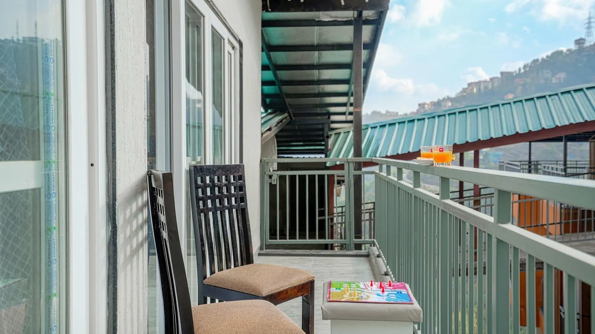 Alaya Stays 3 Bhk Apartment With Hill View - Cliff Trident Shimla 0*,