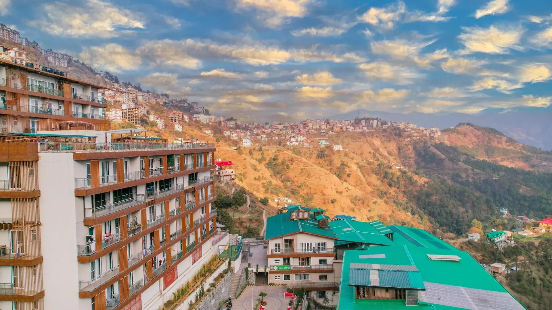 Alaya Stays 3 Bhk Apartment With Hill View - Cliff Trident Shimla